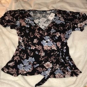 NWT American Eagle Floral Shirt